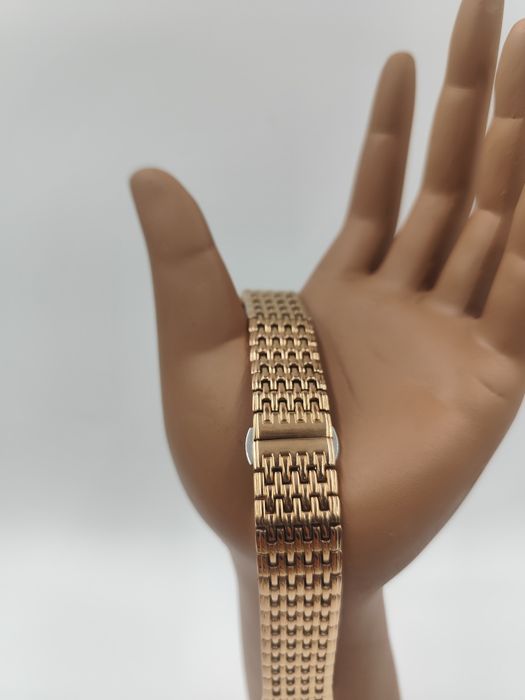 e382a356af0b76c585c9a1b3a8b5c7f8