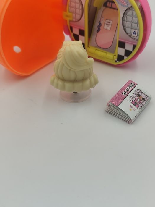 e02a678707a071a564a886672d995323